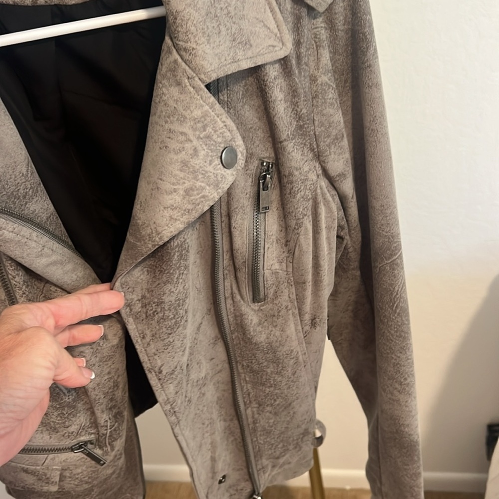 BNCI Faux Leather Jacket - Picture 4 of 7